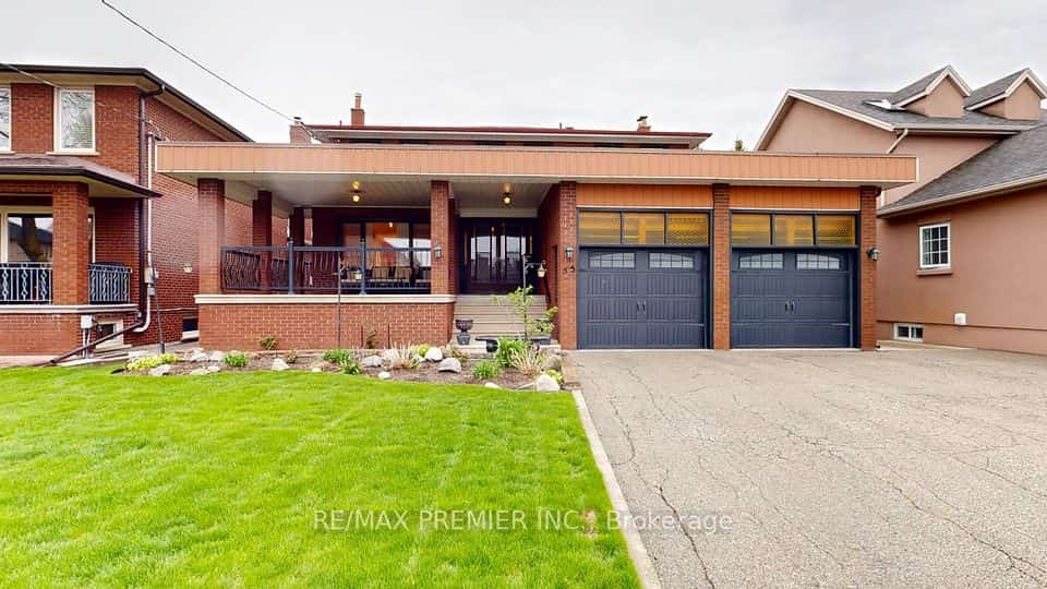 55 Chiswick Avenue, Toronto, ON M6E 1A1
