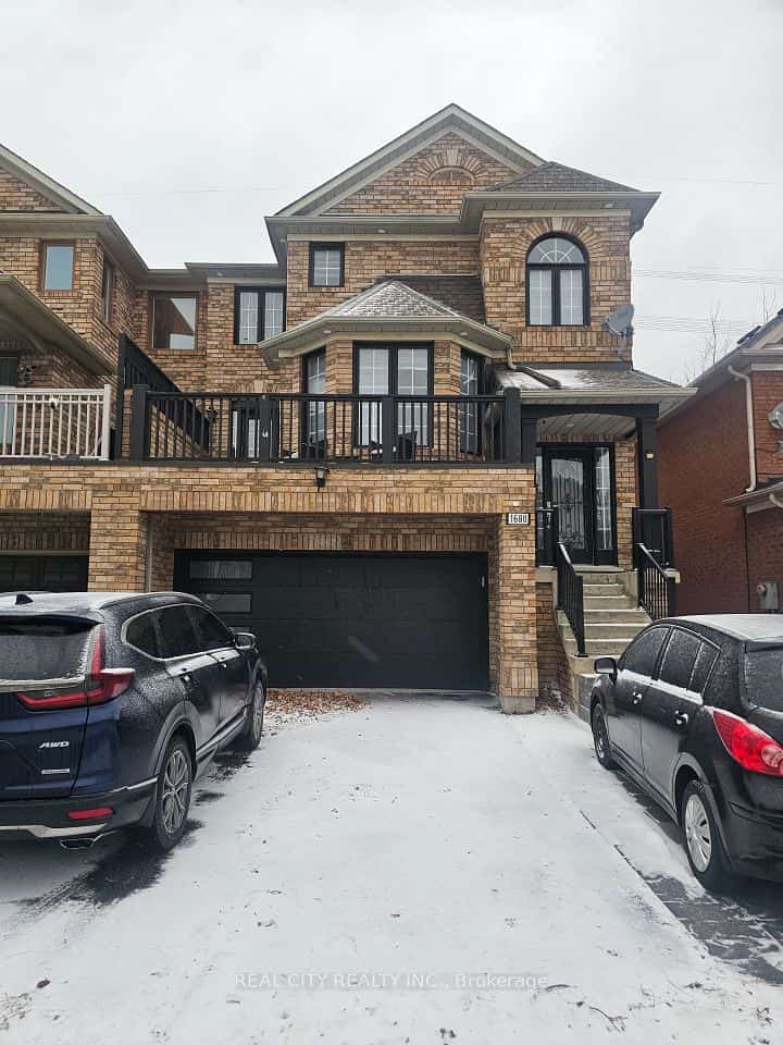1680 Samuelson Circle, Mississauga, ON L5N 7Z7