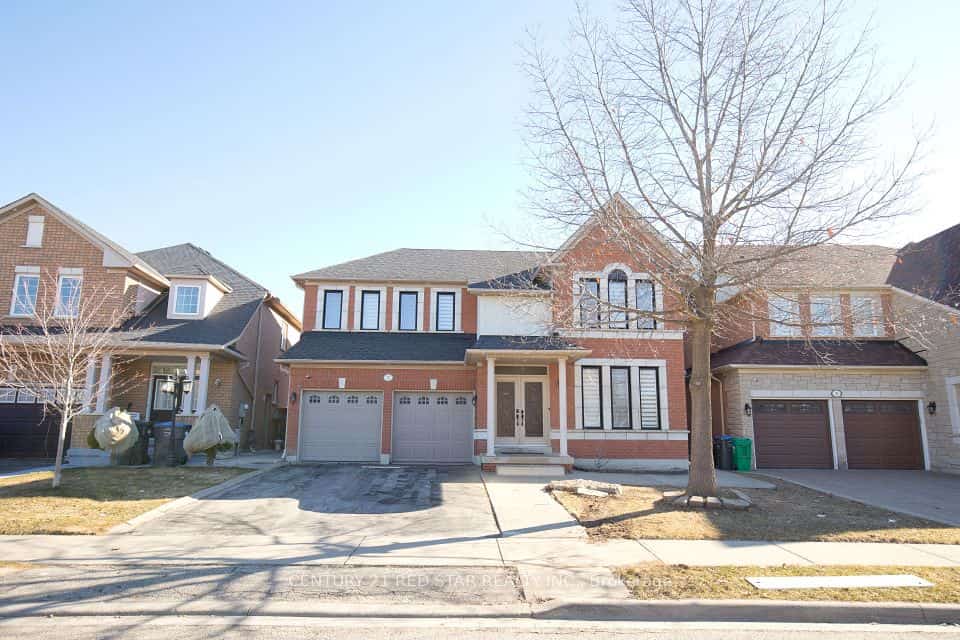 3 Okanagan Drive, Brampton, ON L6R 2X1