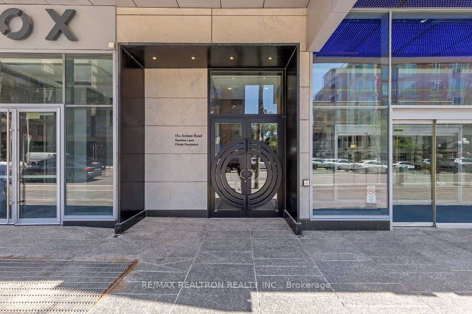 55A Avenue Road, Toronto