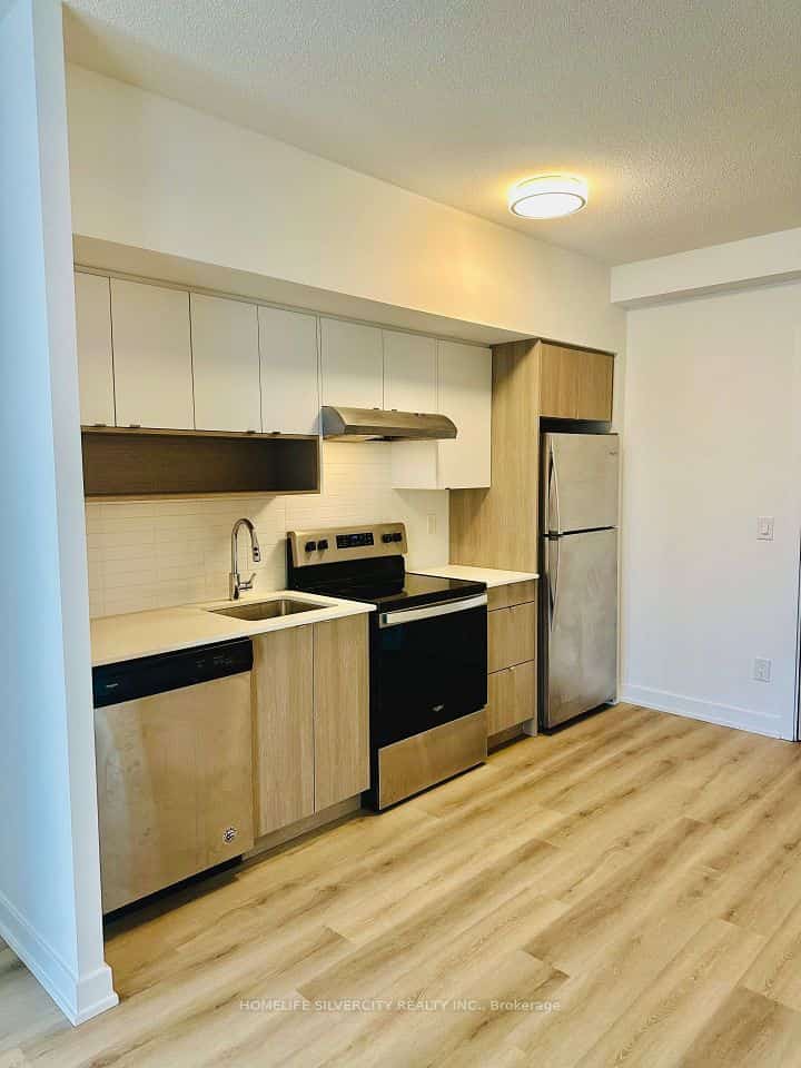 1117 Cooke Boulevard #608, Burlington, ON L7T 0C6