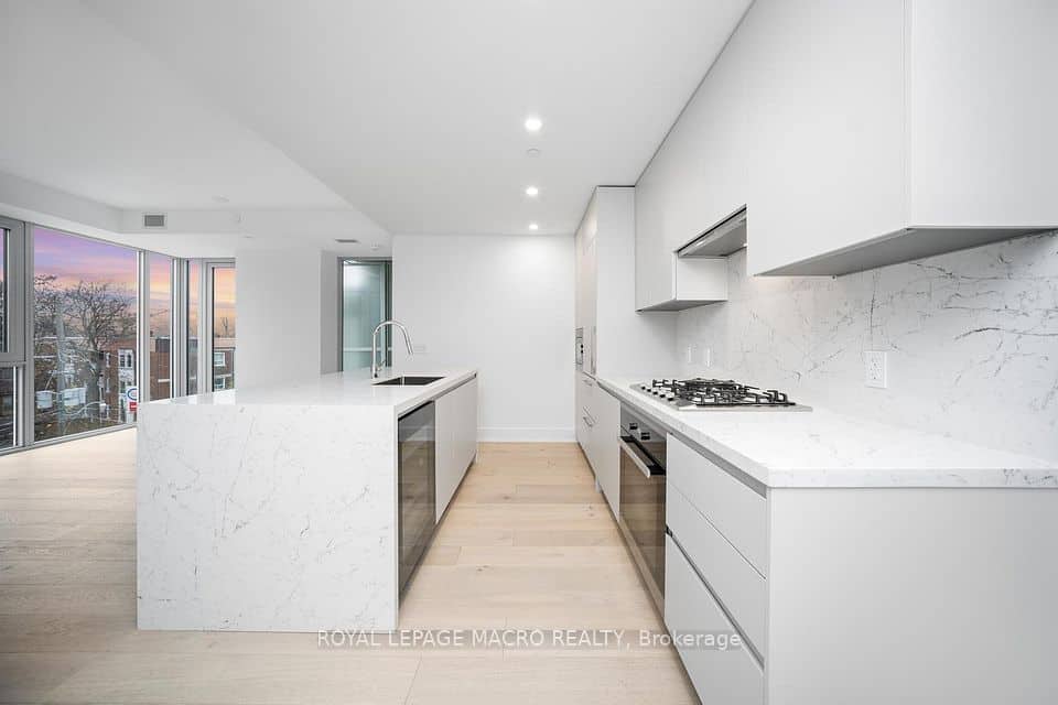 346 Davenport Road, Toronto