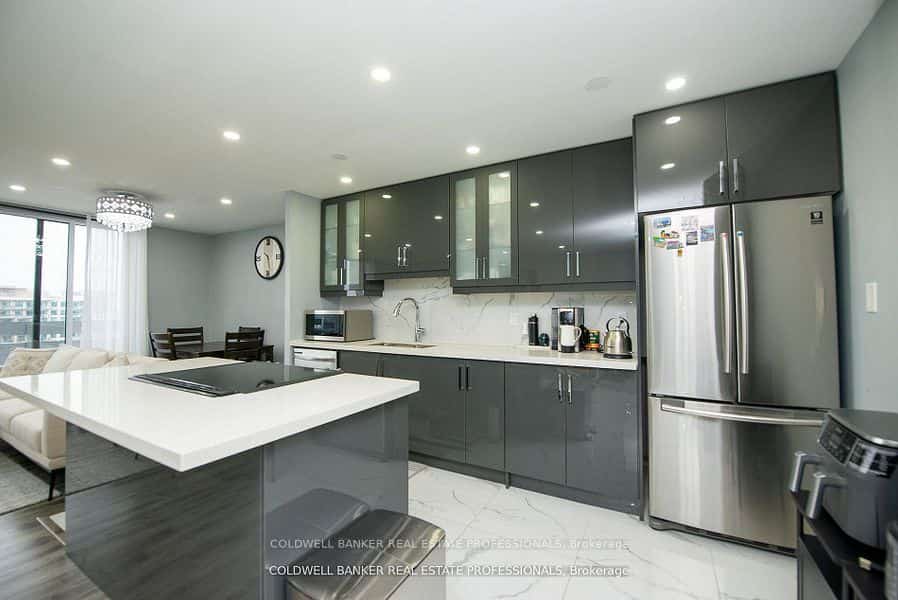1210 Radom Street #1901, Pickering, ON L1W 2Z3