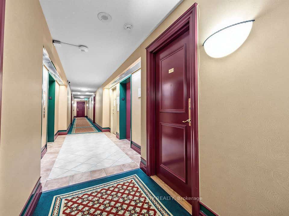 Chartwell Place - Phase I, Toronto