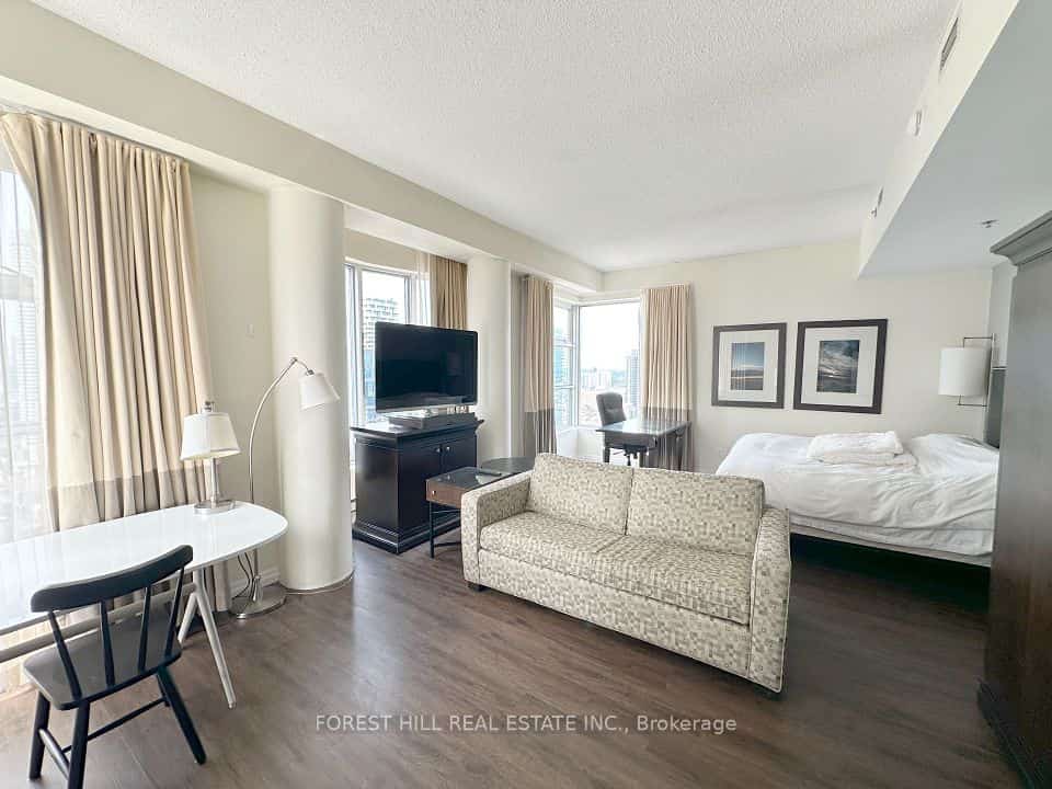 1 King Street W #3203, Toronto, ON M5H 1A1
