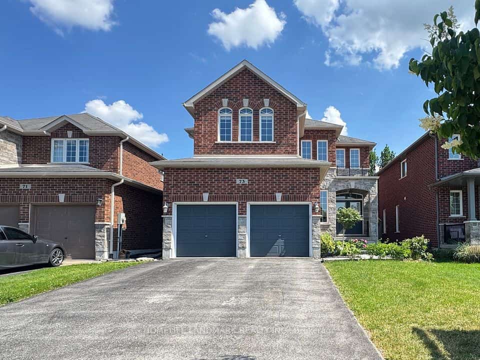 73 GRAIHAWK Drive, Barrie, ON L4N 6G7