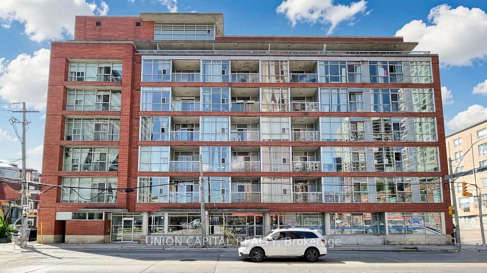 1375 Dupont Street #210, Toronto, ON M6H 4J8