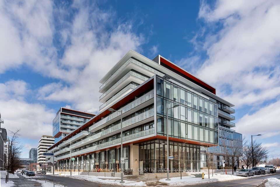 180 Mill Street S #142, Toronto, ON M5A 0V6