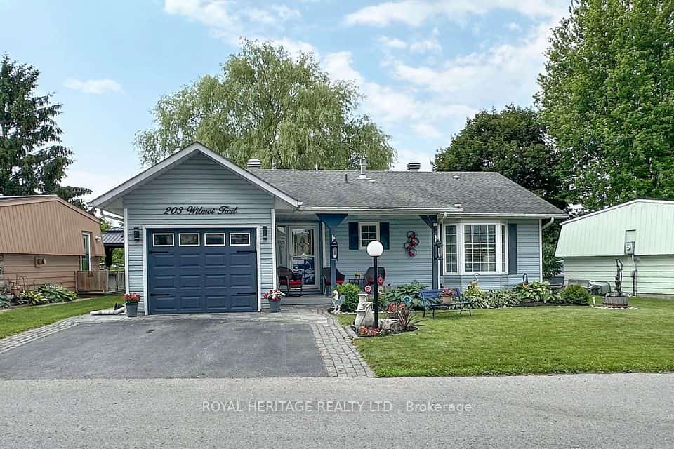 203 Wilmot Trail, Clarington, ON L1B 1A9