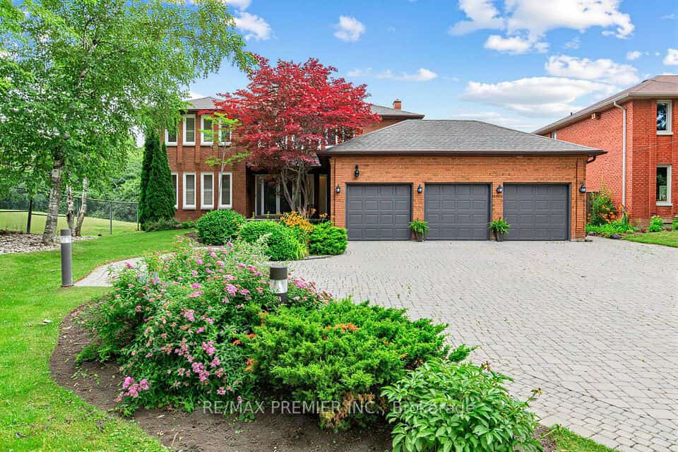 28 Bridgend Court S, Vaughan, ON L4L 3L3