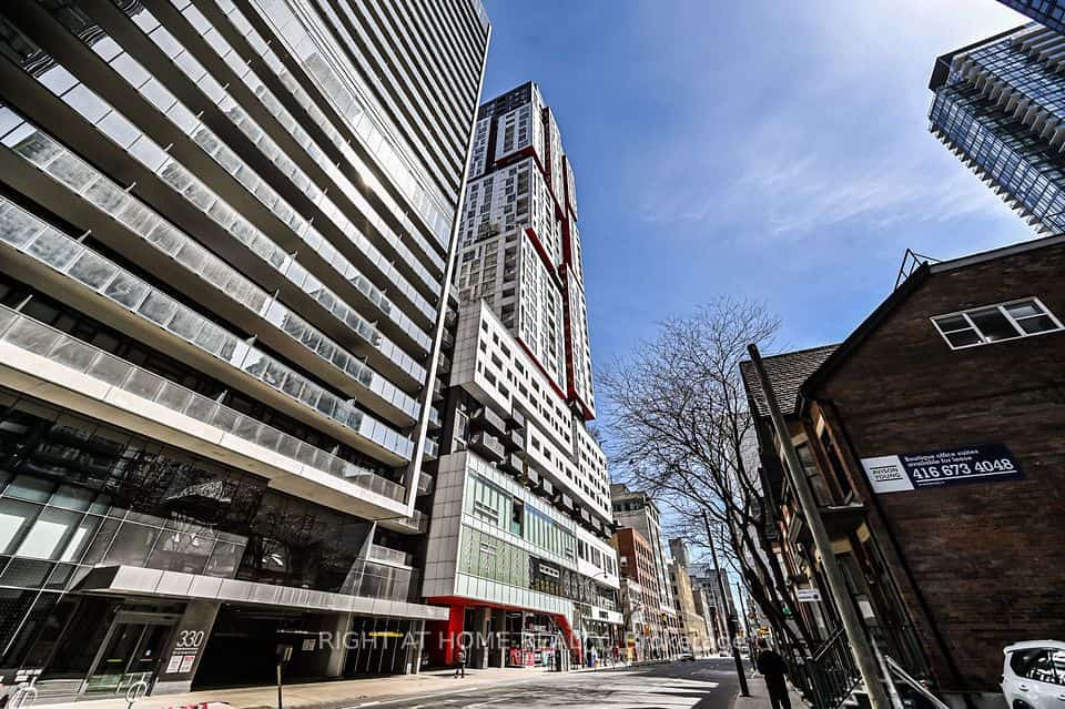 318 Richmond Street W #3506, Toronto, ON M5V 0B4