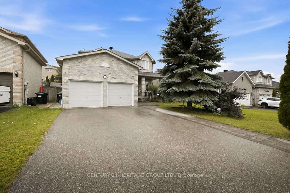 21 Silvercreek Crescent, Barrie, ON L4N 0Z8