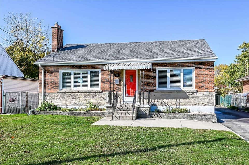 191 Nash Road N, Hamilton, ON L8H 2P8