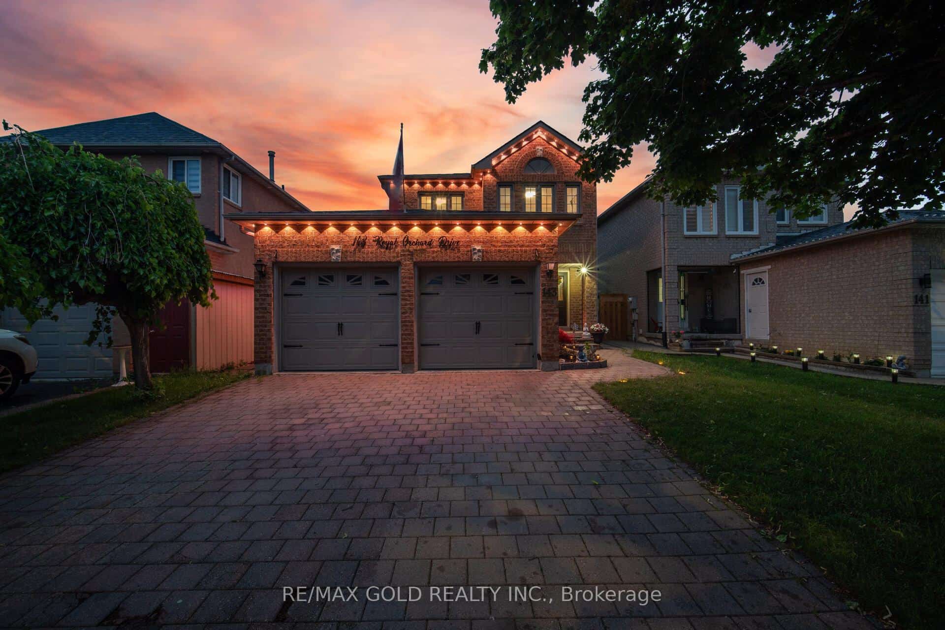 143 Royal Orchard Drive, Brampton, ON L6X 4K6
