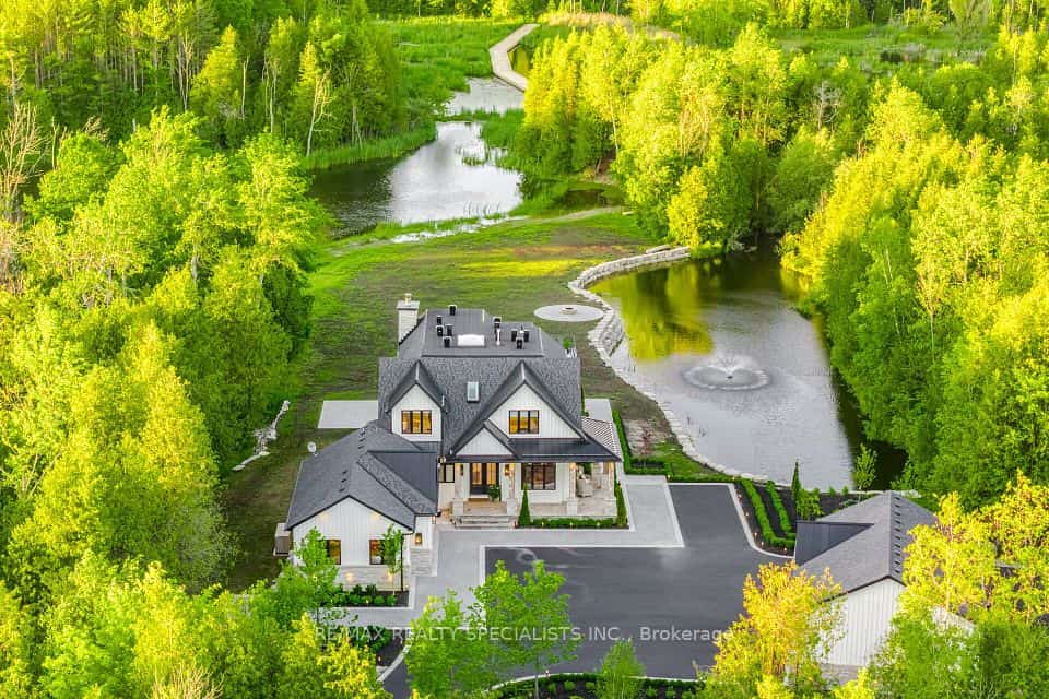16735 Shaws Creek Road, Caledon, ON L7K 1K9