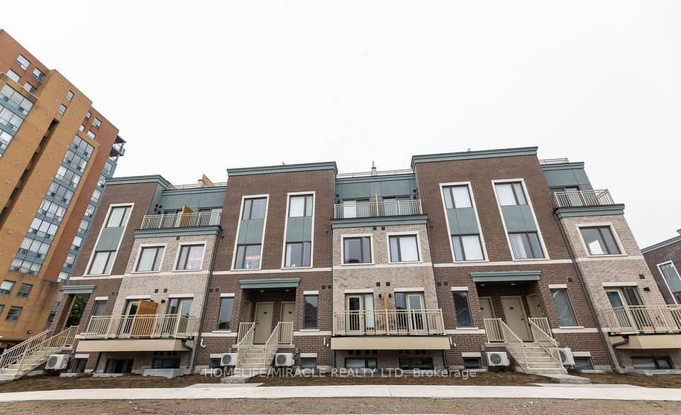 20 Lloyd Jane Lane, Toronto