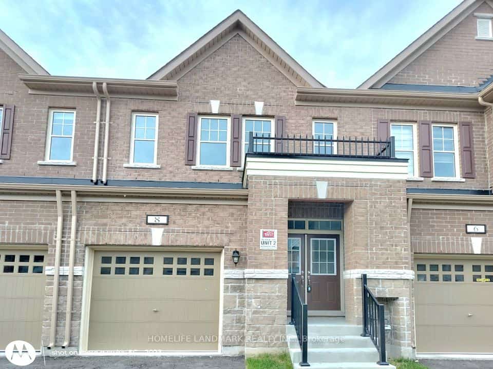 8 Bushwood Trail, Brampton, ON L7A 5J7