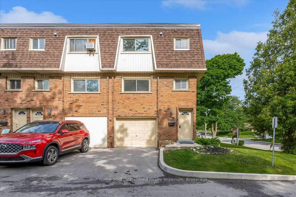 125 Bonaventure Drive #44, Hamilton, ON L9C 5Y9