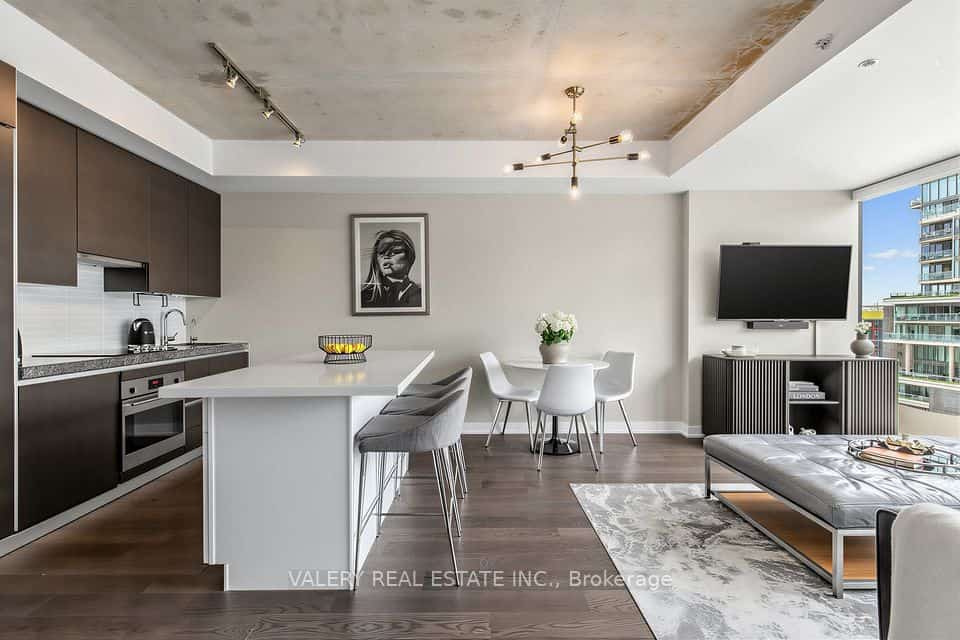 629 King Street W #1022, Toronto, ON M5V 0G9