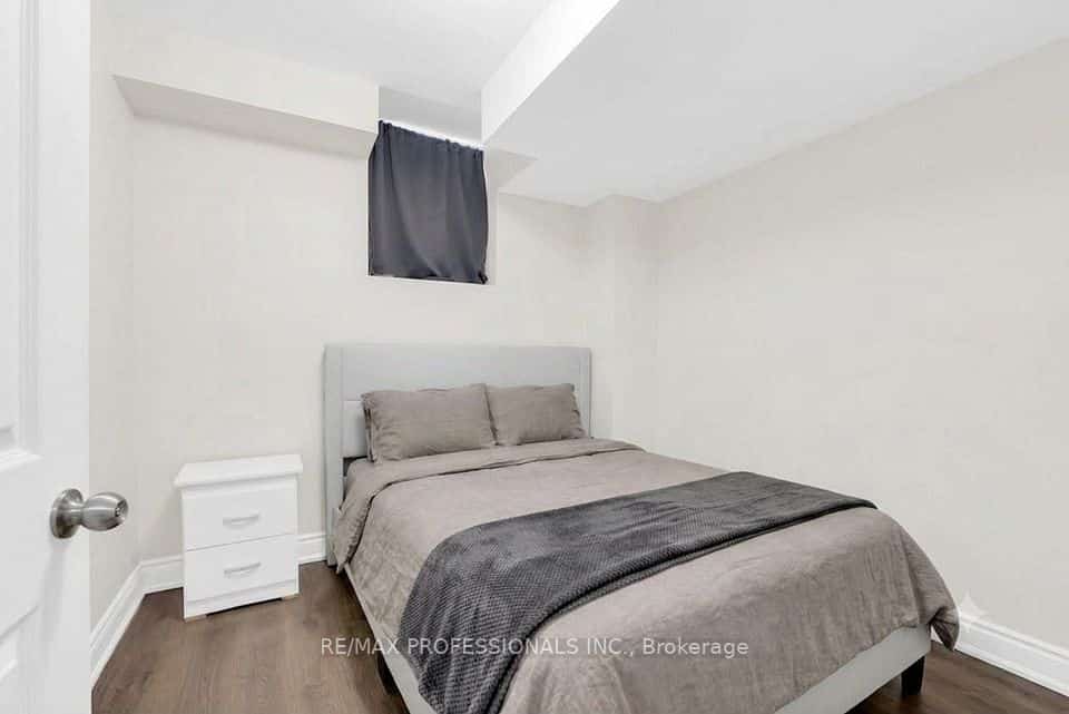 57 Forbes Terrace, Milton, ON L9T 3X8