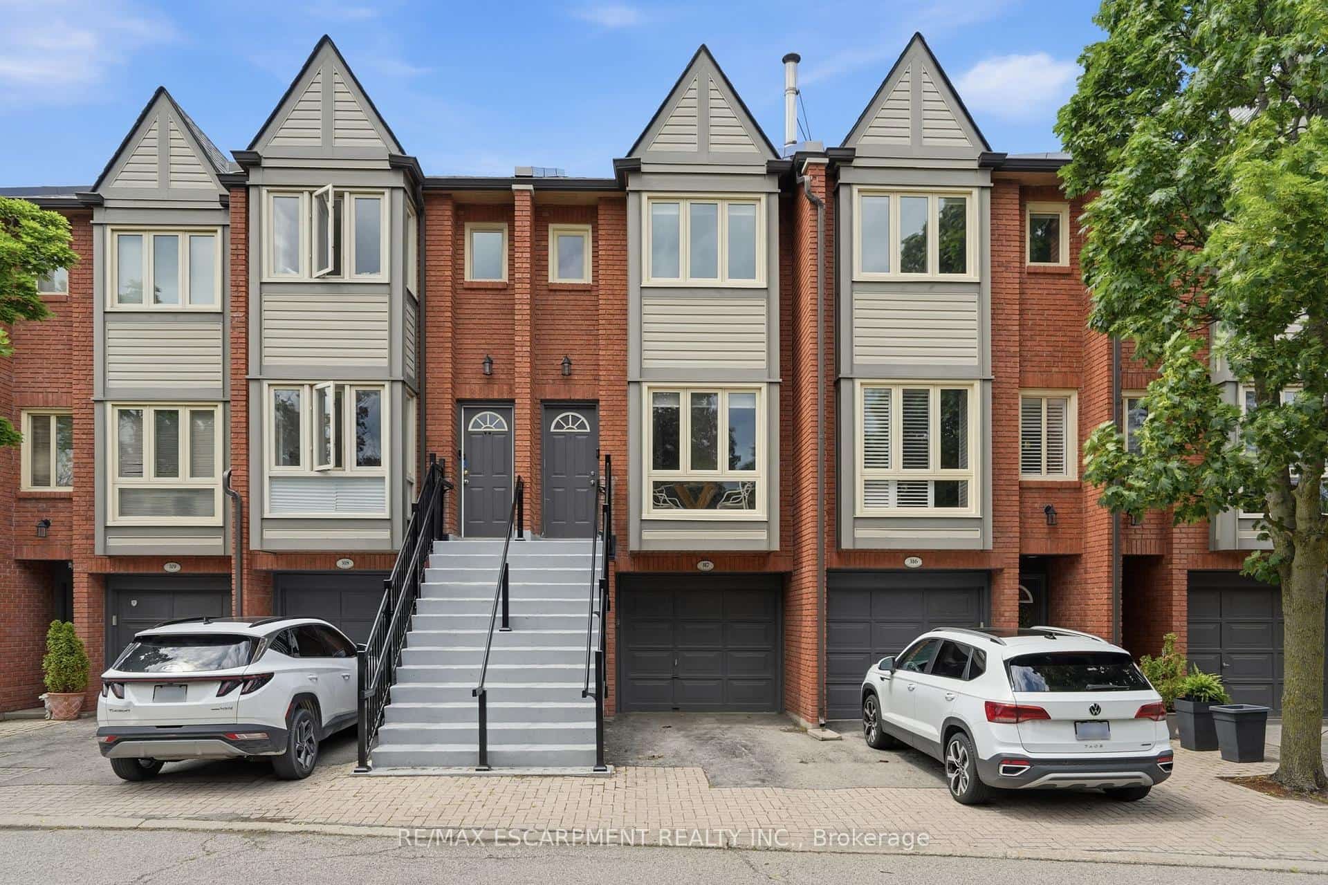 895 Maple Avenue #317, Burlington, ON L7S 2H7