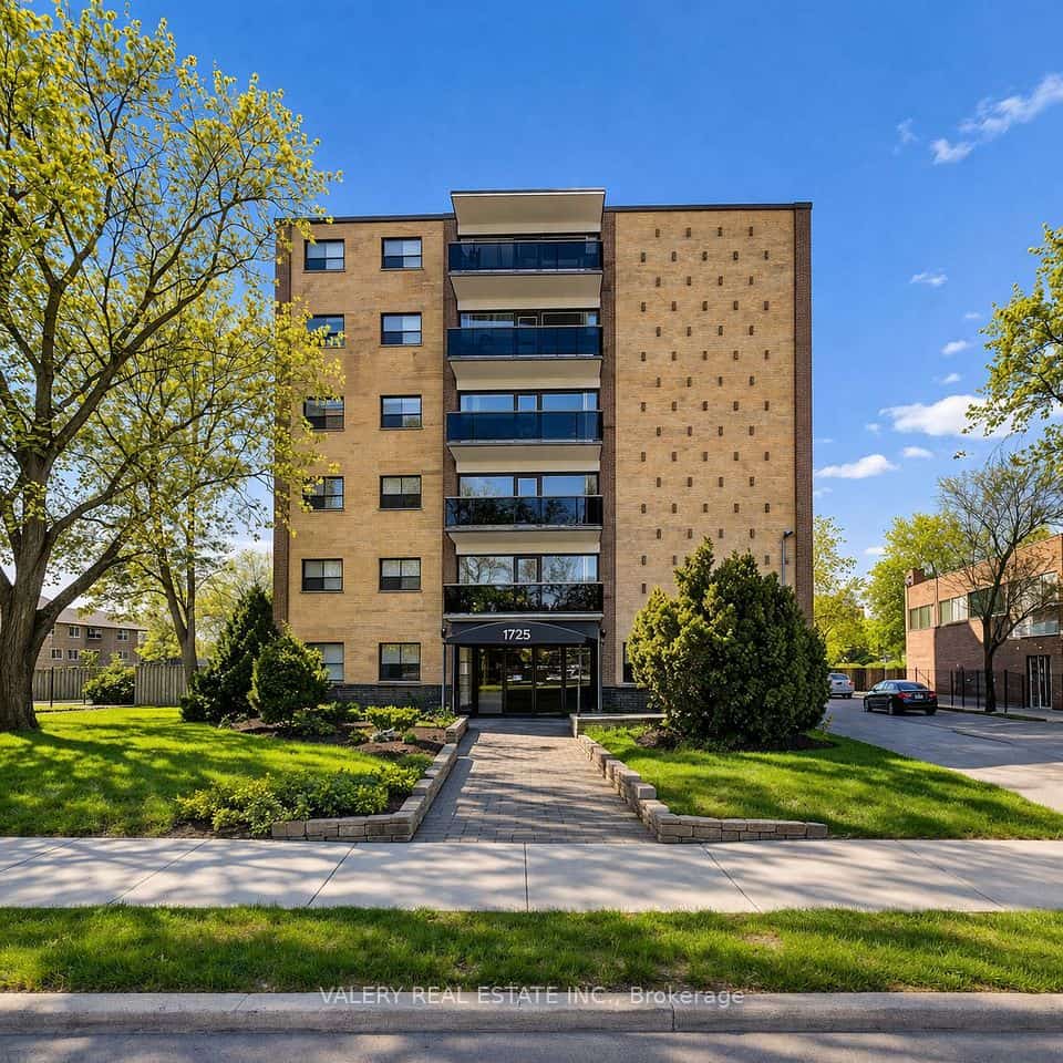 1725 Lawrence Avenue E #301, Toronto, ON M1R 2X7