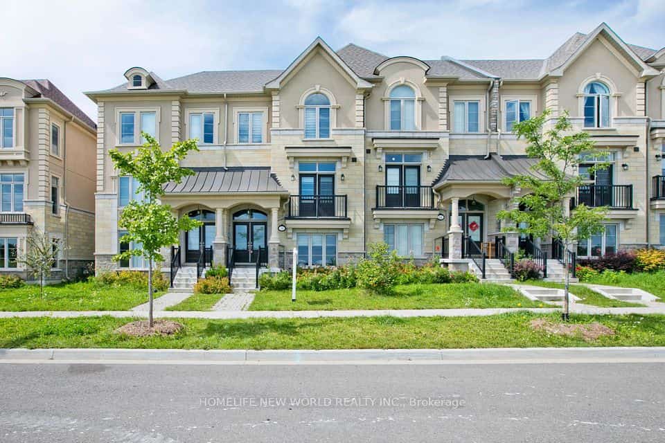 18 Campobello Street, Vaughan, ON L6A 5B3