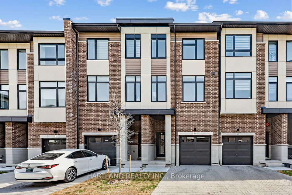 1695 Dersan Street #505, Pickering, ON L1X 0S9