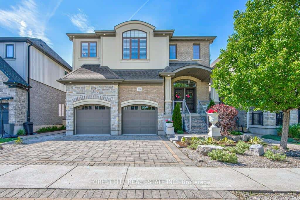 158 Eaglecrest Street, Waterloo, ON N2K 0C5