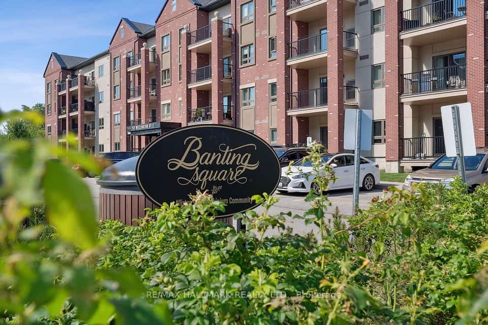 157 Wellington Street E #304, New Tecumseth, ON L9R 0R7