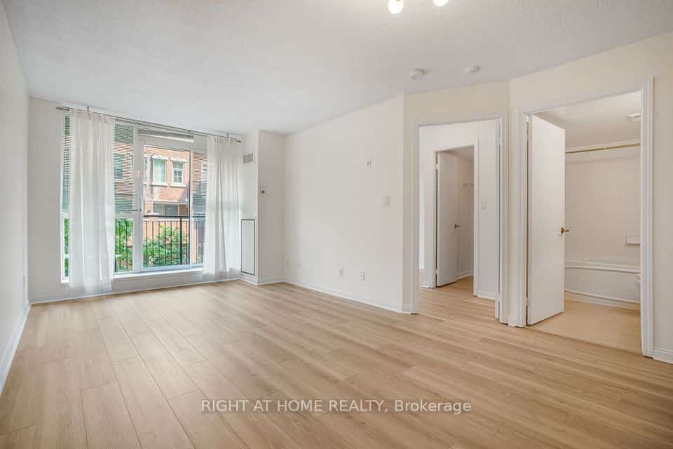 1000 King Street W #220, Toronto, ON M6K 3N1