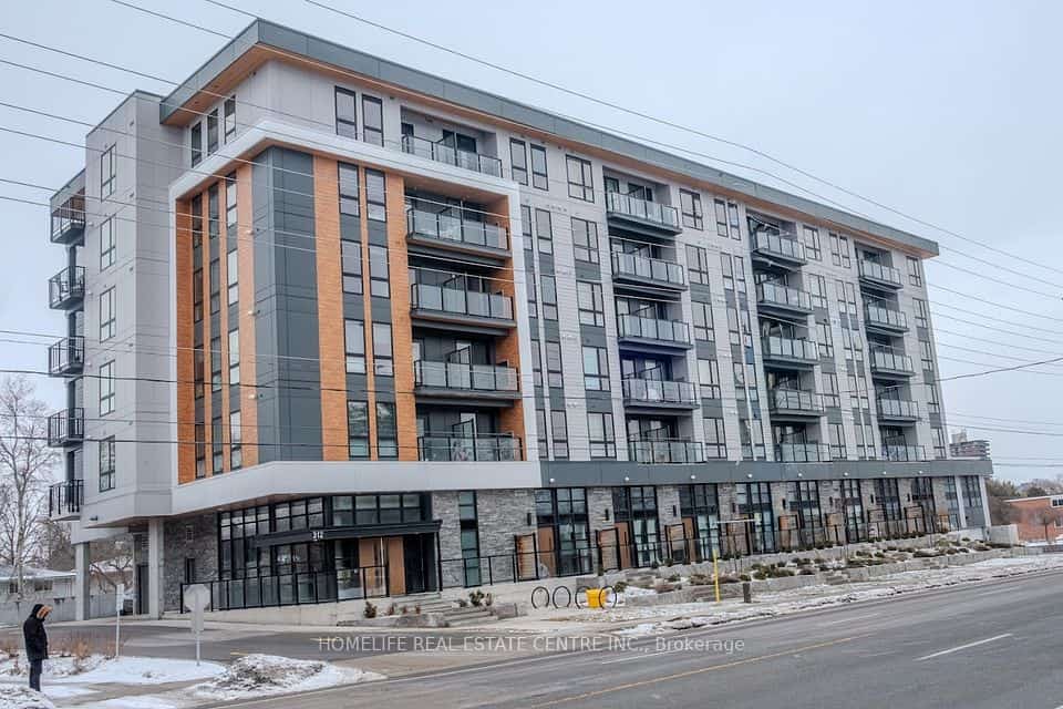 312 Erb Street W #105, Waterloo, ON N2L 0K9