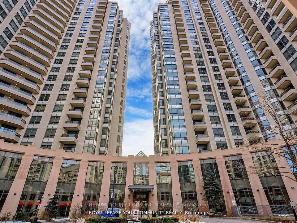 15 Northtown Way, Toronto