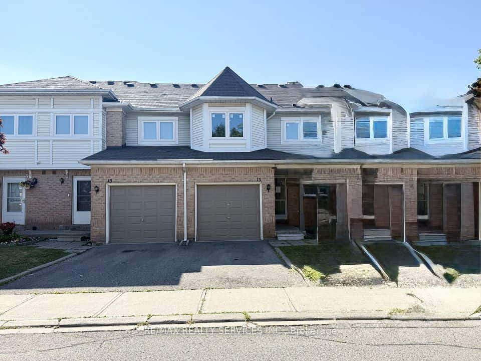 13 Wickstead Court, Brampton