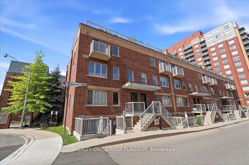 1 Ruttan Street #201, Toronto, ON M6P 0A1