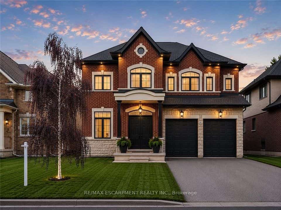 41 Creanona Boulevard, Hamilton, ON L8E 5G2