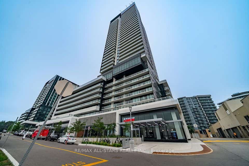 50 O'Neill Road #604, Toronto, ON M3C 0R1