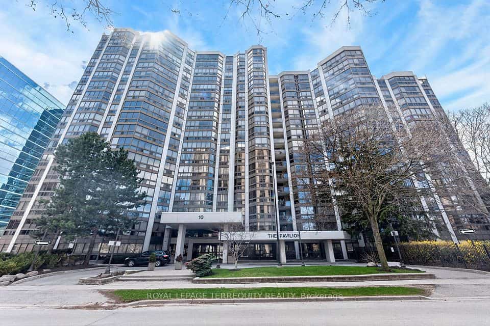 10 Kenneth Avenue #1805, Toronto, ON M2N 6K6
