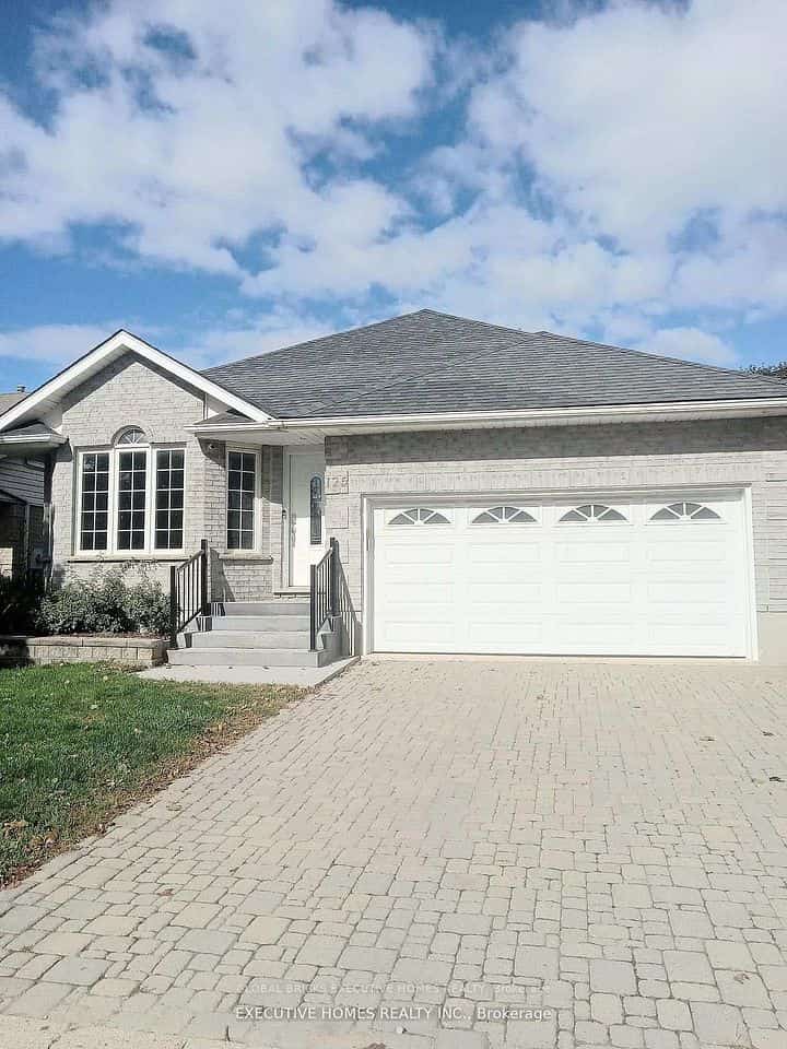 125 Municipal Street, Guelph, ON N1G 4R1