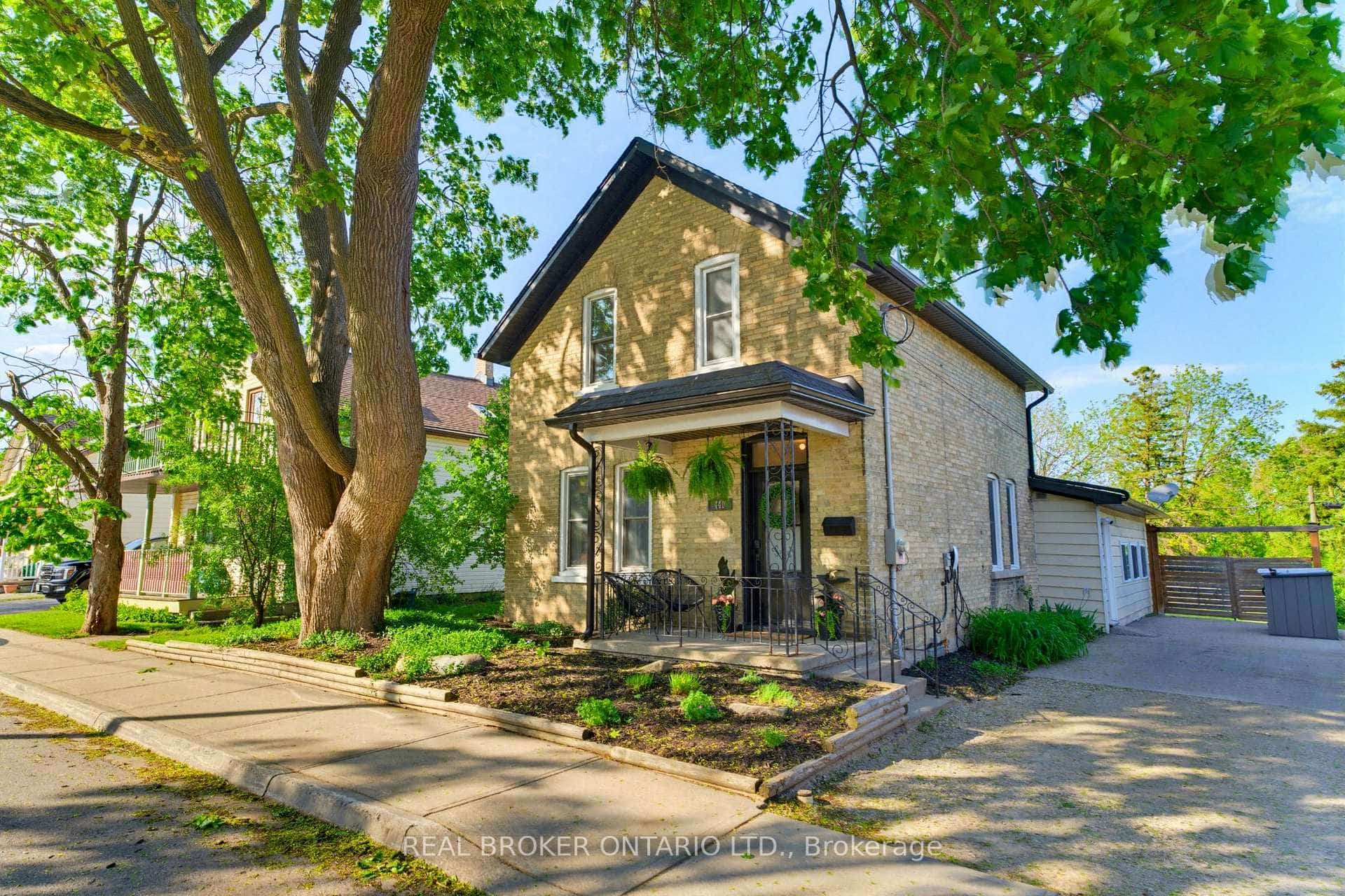 440 Duke Street W, Kitchener, ON N2H 3Y8