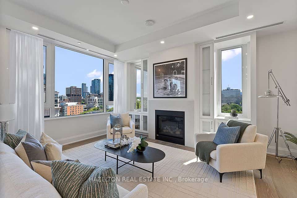 128 Hazelton Avenue #802, Toronto, ON M5R 2E5