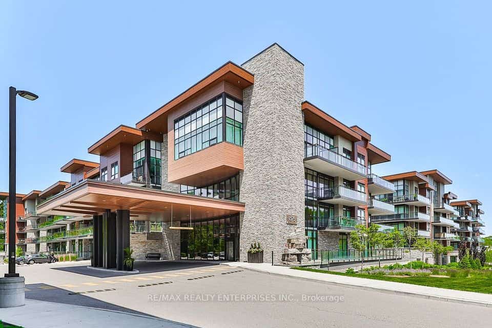 1575 Lakeshore Road W #222, Mississauga, ON L5J 0B1