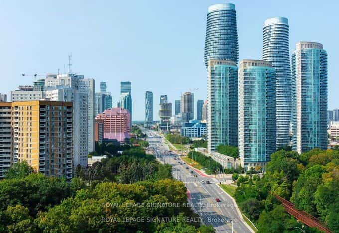 200 Burnhamthorpe Road #403, Mississauga, ON L5A 4L4