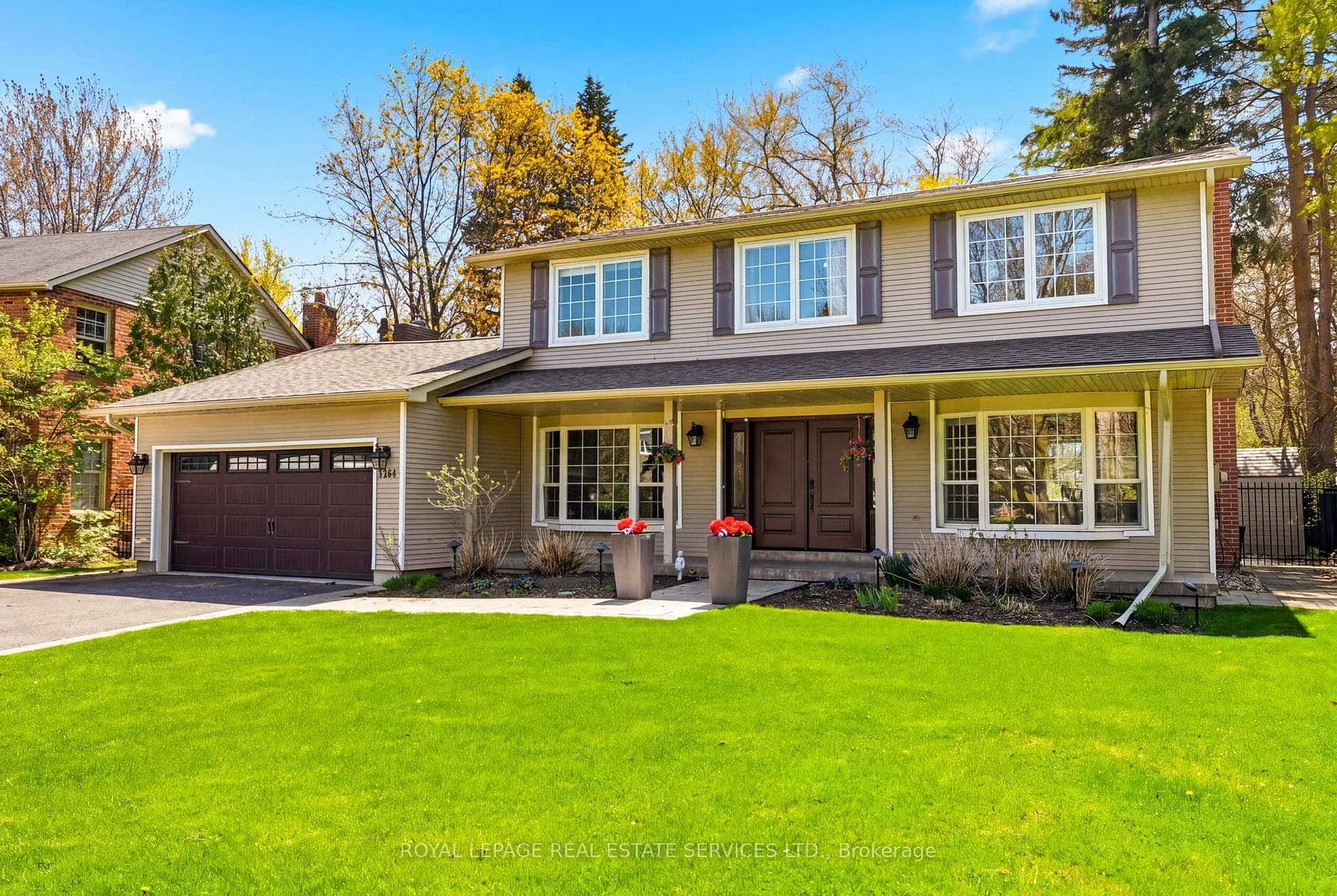 1264 Baldwin Drive, Oakville, ON L6J 2W5