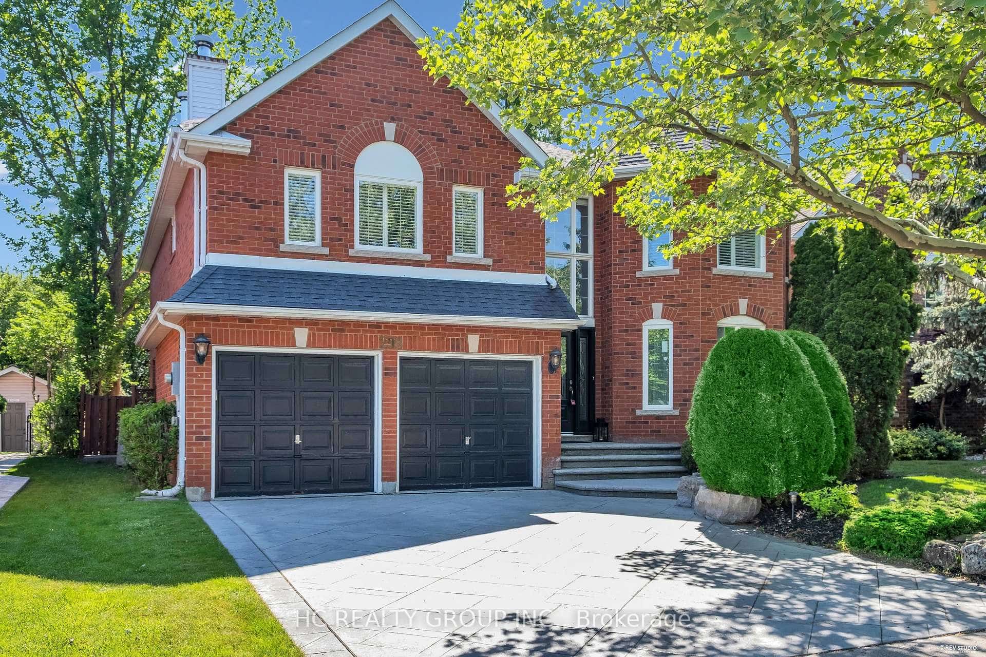 298 Northwood Drive, Oakville, ON L6M 1M7