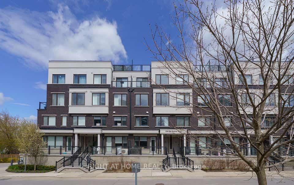 200 Alex Gardner Circle, Aurora, Aurora