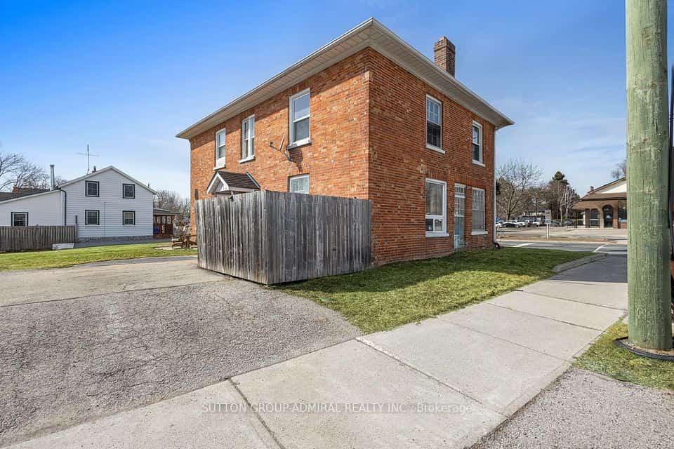 6745 Main Street, Whitchurch-Stouffville, ON L4A 6B5