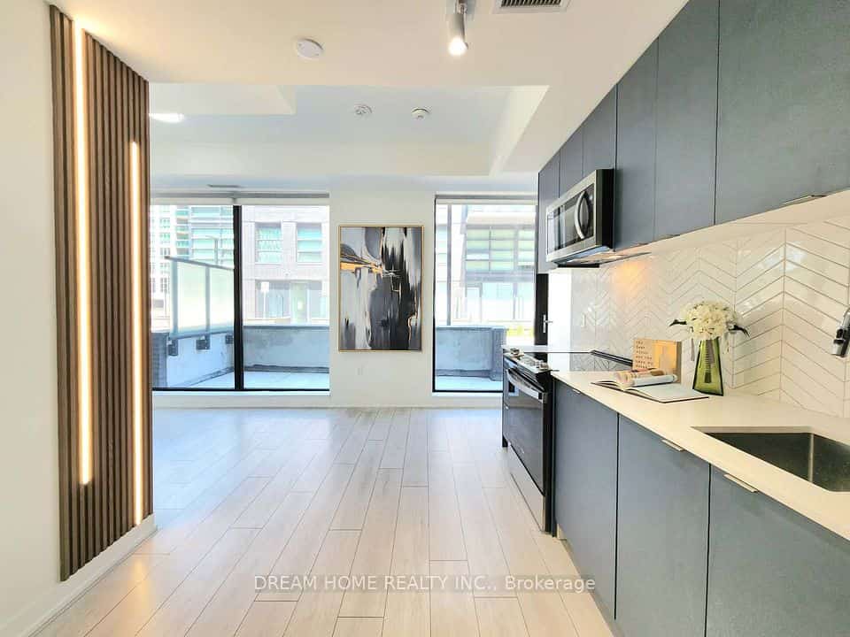 1612 CHARLES Street #138, Whitby, ON L1N 0P3