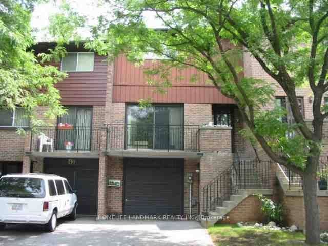 45 Ashglen Way, Markham