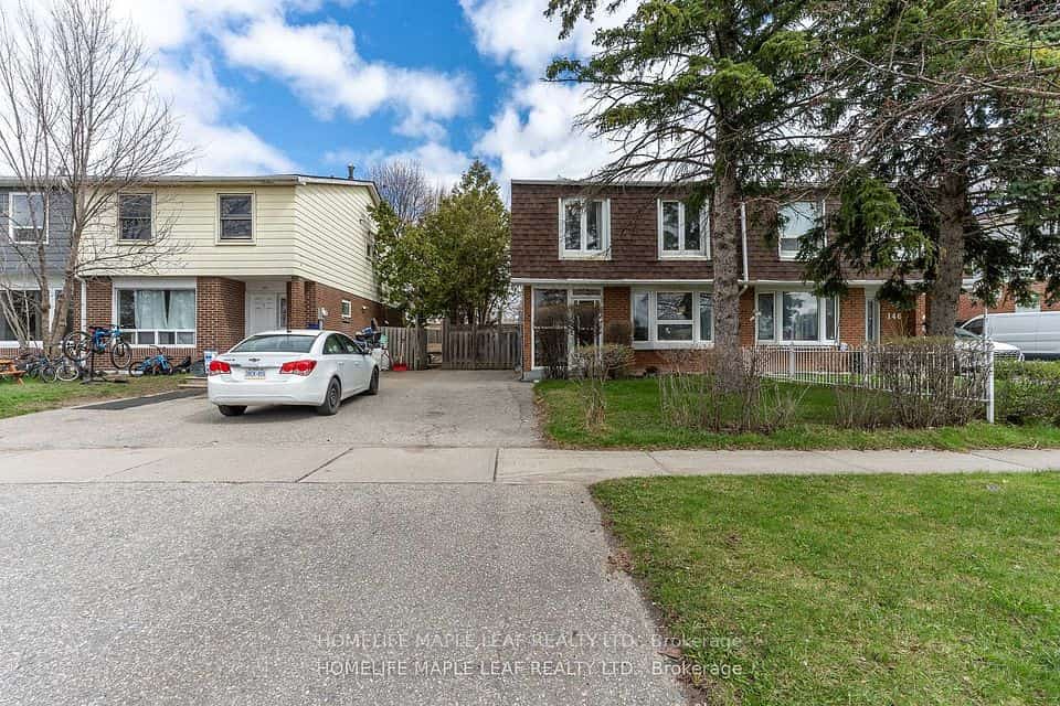 148 Hansen Road N, Brampton, ON L6V 2G6